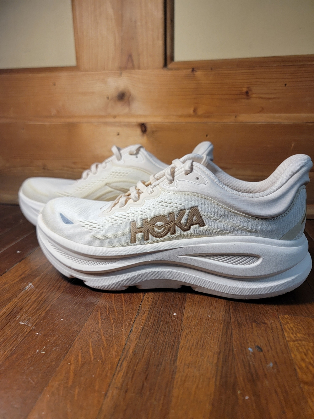 HOKA Women's Light Cream Running Shoes - Picture 6 of 7